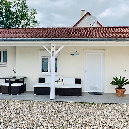 Studio Au Bord Du Lac D'Eguzon Экстерьер фото