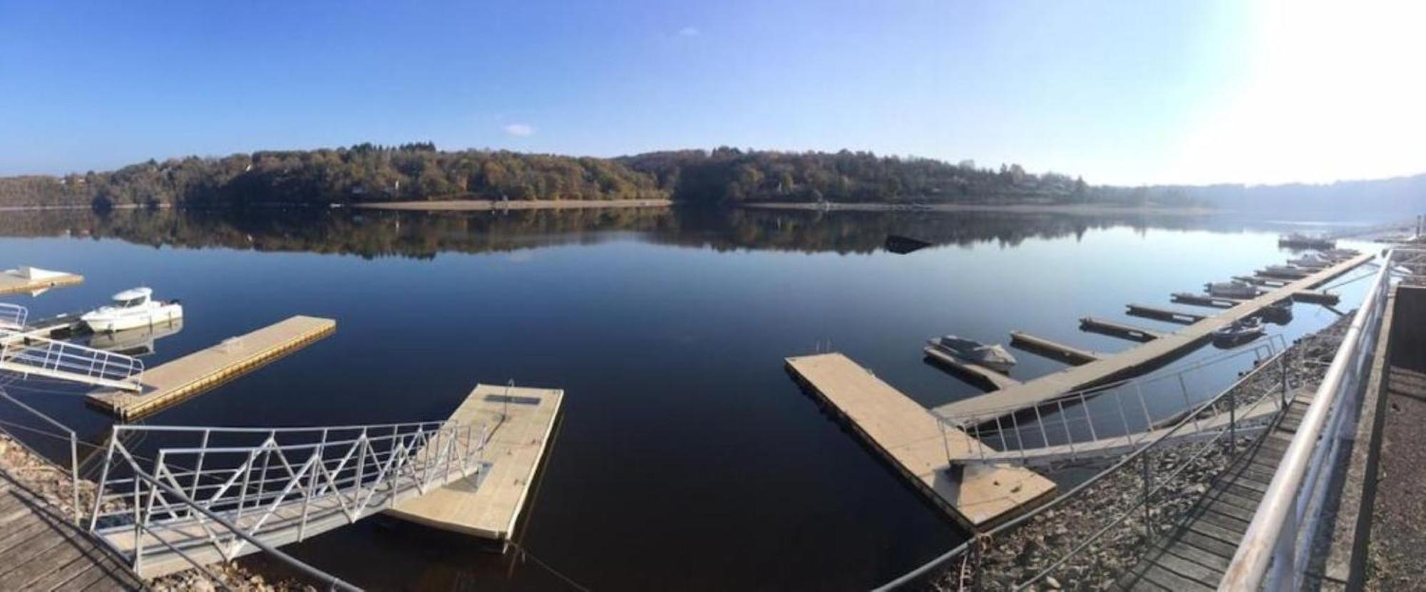 Studio Au Bord Du Lac D'Eguzon Экстерьер фото